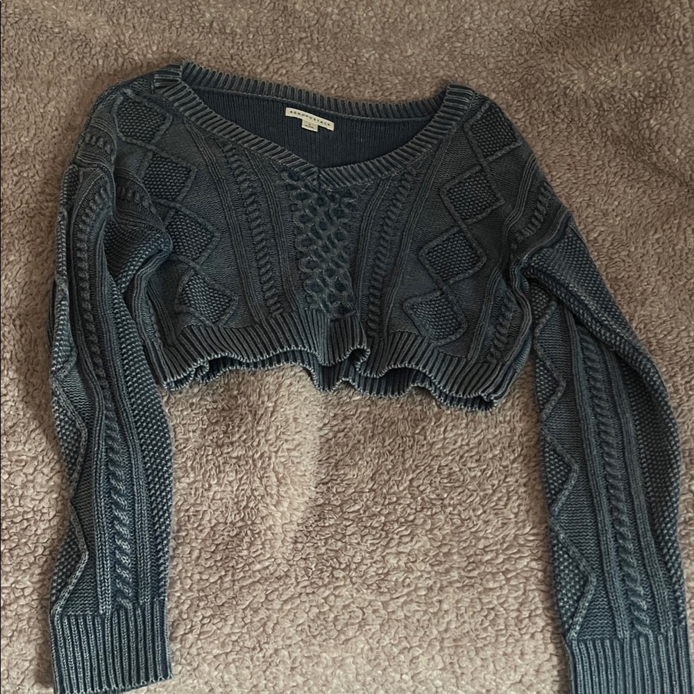 Aeropostale blue v neck cropped sweater, size small